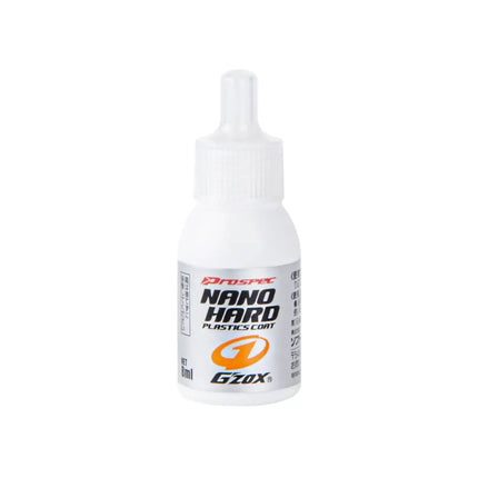 Sellador de Plásticos Nano Hard Soft99 de 8ml para restaurar piezas plásticas.